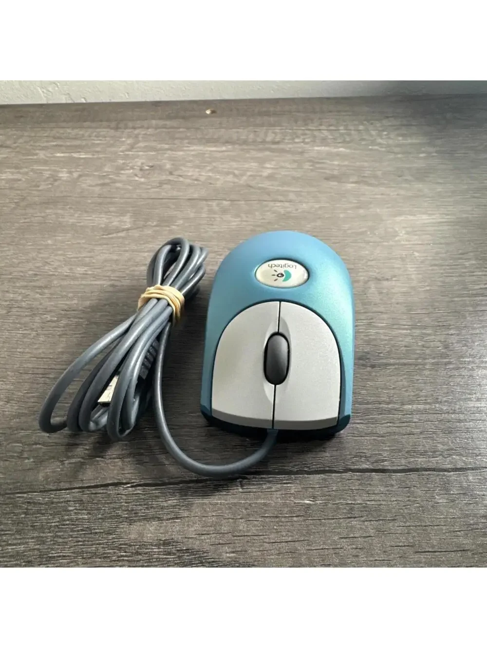 VTG Logitech iFeel Mouse M-UN58a Optical Light Blue Wired USB Transparent Base